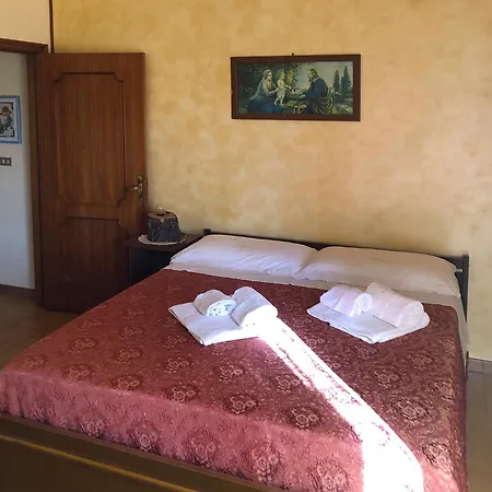 Il Piazzale Bed & Breakfast 3*