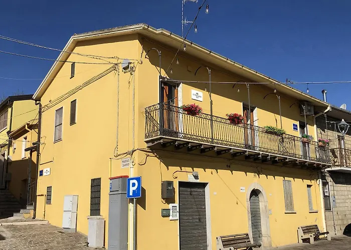 Il Piazzale Oda ve Kahvaltı